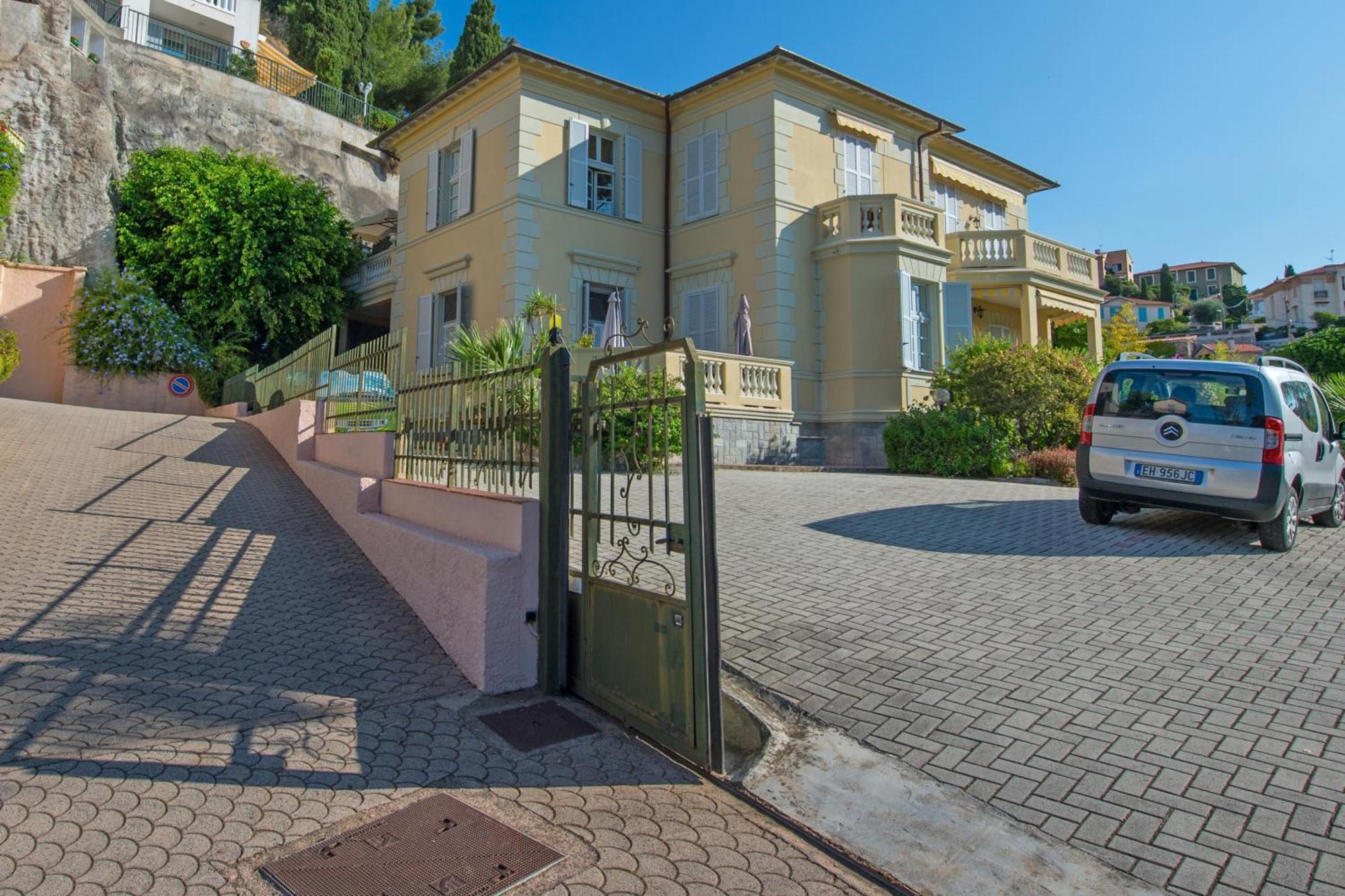 Oliviers -Agreable 2 Pieces Dans Maison Bourgeoise Mentona Zewnętrze zdjęcie